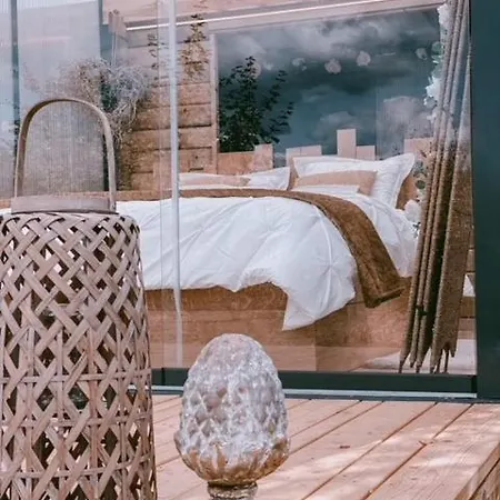 Au Style Scandinave Et Son Bain Nordique Kemping *