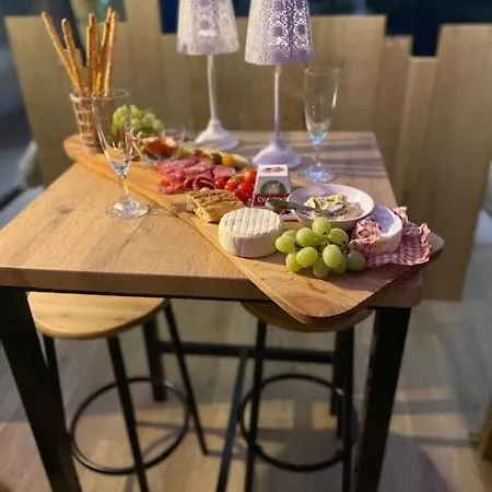 Au Style Scandinave Et Son Bain Nordique Camping Bouillon